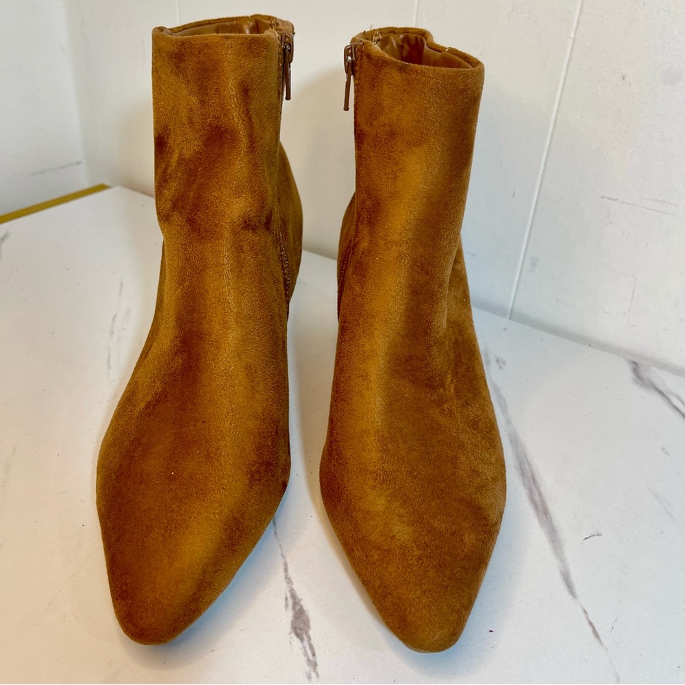 Target Mustard/Brown Suede Pointed Toe Kitten Heel Ankle Boots Size 7M - Picture 2 of 8